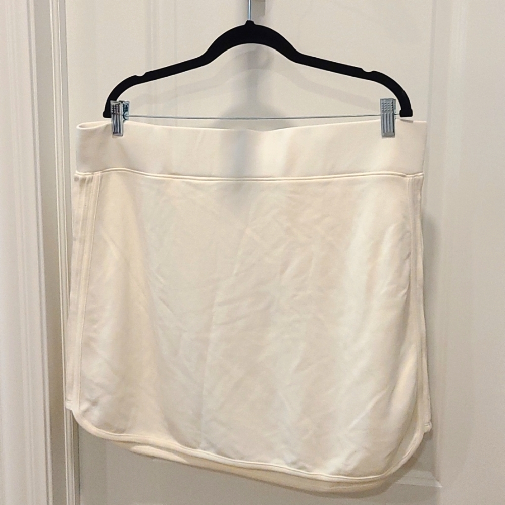 Athleta XL Tall Serenity Skirt, off-white/eggshell
